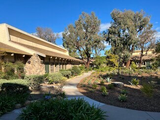 Plus de détails pour 2021 Sperry Ave, Ventura, CA - Bureau à louer