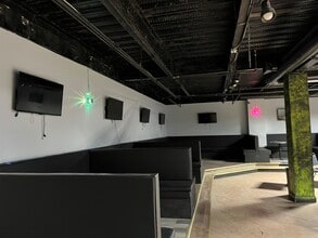 6789 Peachtree Industrial Blvd, Atlanta, GA à louer Photo intérieure– Image 2 sur 9