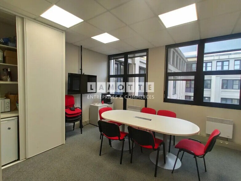 3 Boulevard Salvador Allende, Nantes à louer - Photo de l’immeuble – Image 2 sur 5