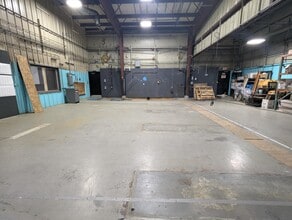 3901 SE Naef Rd, Portland, OR à louer Photo intérieure– Image 1 sur 8