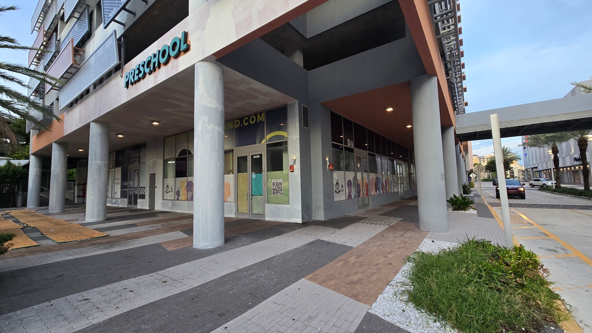 8400 S Dixie Hwy, Miami, FL à louer Photo de l’immeuble– Image 1 sur 6
