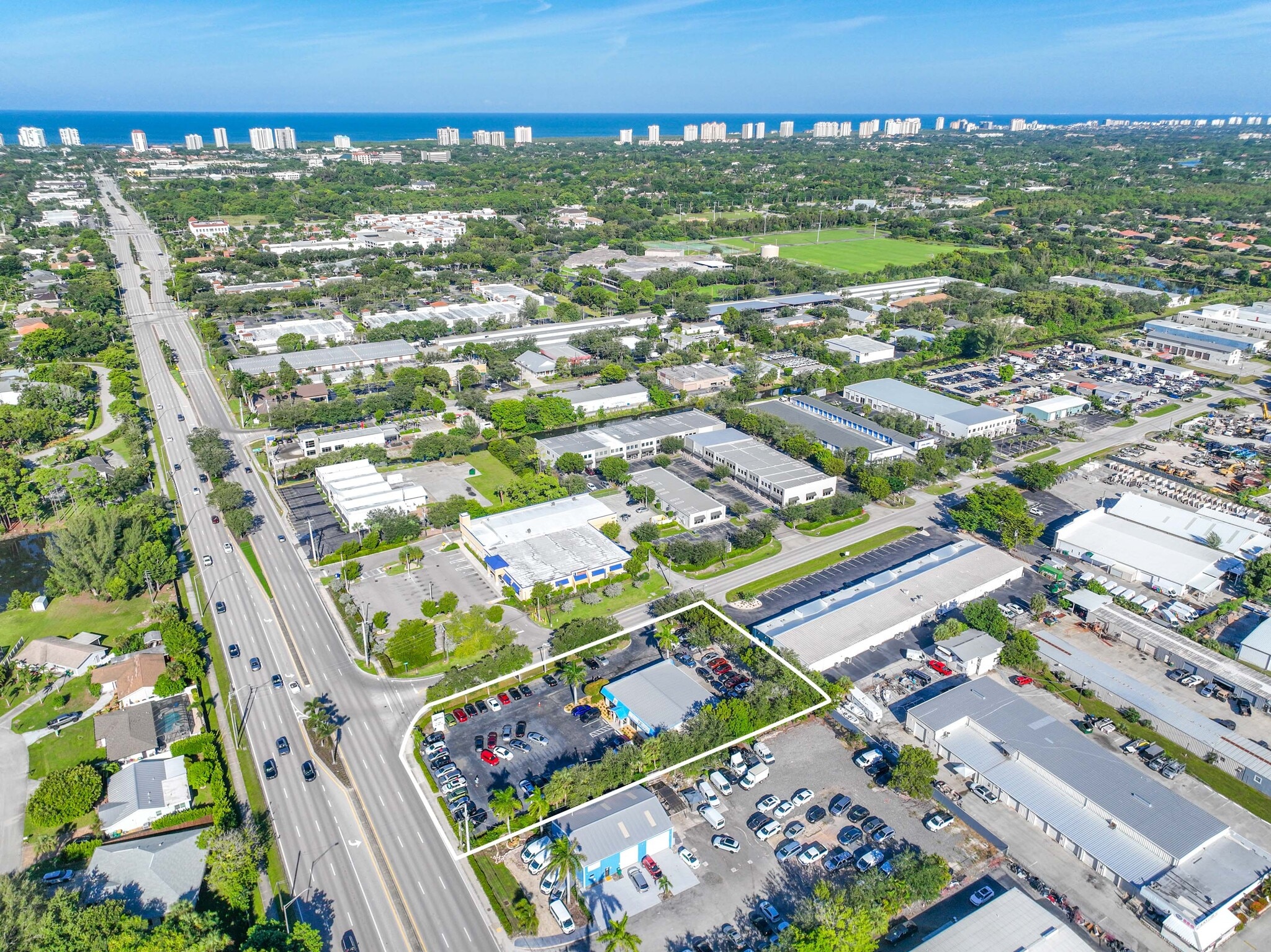 1701 Pine Ridge Rd, Naples, FL à vendre Photo principale– Image 1 sur 11