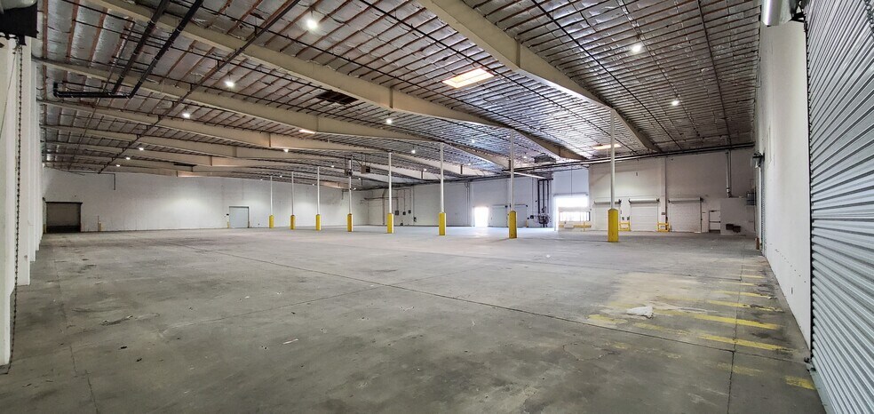 4500 Wynn Rd, Las Vegas, NV à louer - Photo de l’immeuble – Image 3 sur 7