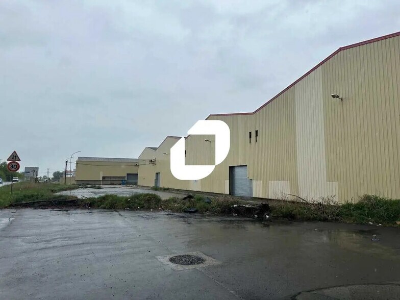 Industriel/Logistique dans Woippy à vendre - Photo de l’immeuble – Image 1 sur 4