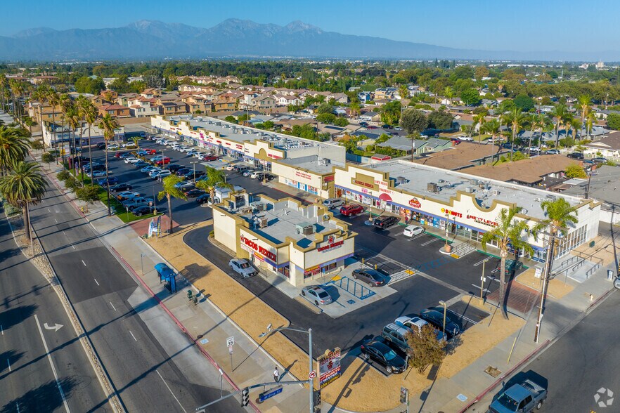 2218-2226 S Garey Ave, Pomona, CA à vendre - Photo de l’immeuble – Image 3 sur 18