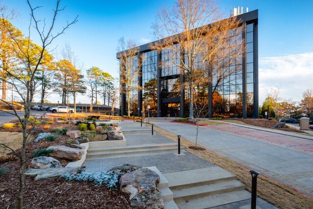 10801 Executive Center Dr, Little Rock, AR à louer - Photo de l’immeuble – Image 3 sur 5
