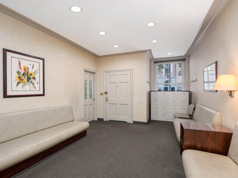 23 E 79th St, New York, NY à vendre - Photo intérieure – Image 2 sur 10