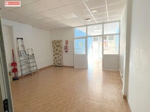 Local commercial dans El Vendrell, Tarragona à louer Photo intérieure– Image 1 sur 5