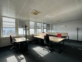 Plus de détails pour Bureau à louer