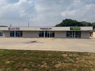 Plus de détails pour 200 E 12th St, Newton, KS - Local commercial à vendre