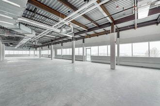 75 Crowfoot Rise NW, Calgary, AB à louer Photo intérieure– Image 2 sur 4