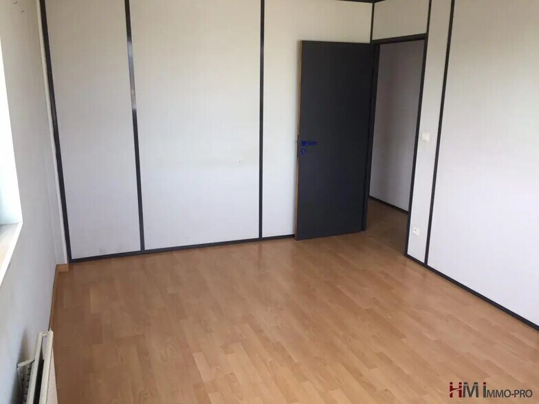 Bureau dans Harfleur à louer - Photo de l’immeuble – Image 3 sur 6