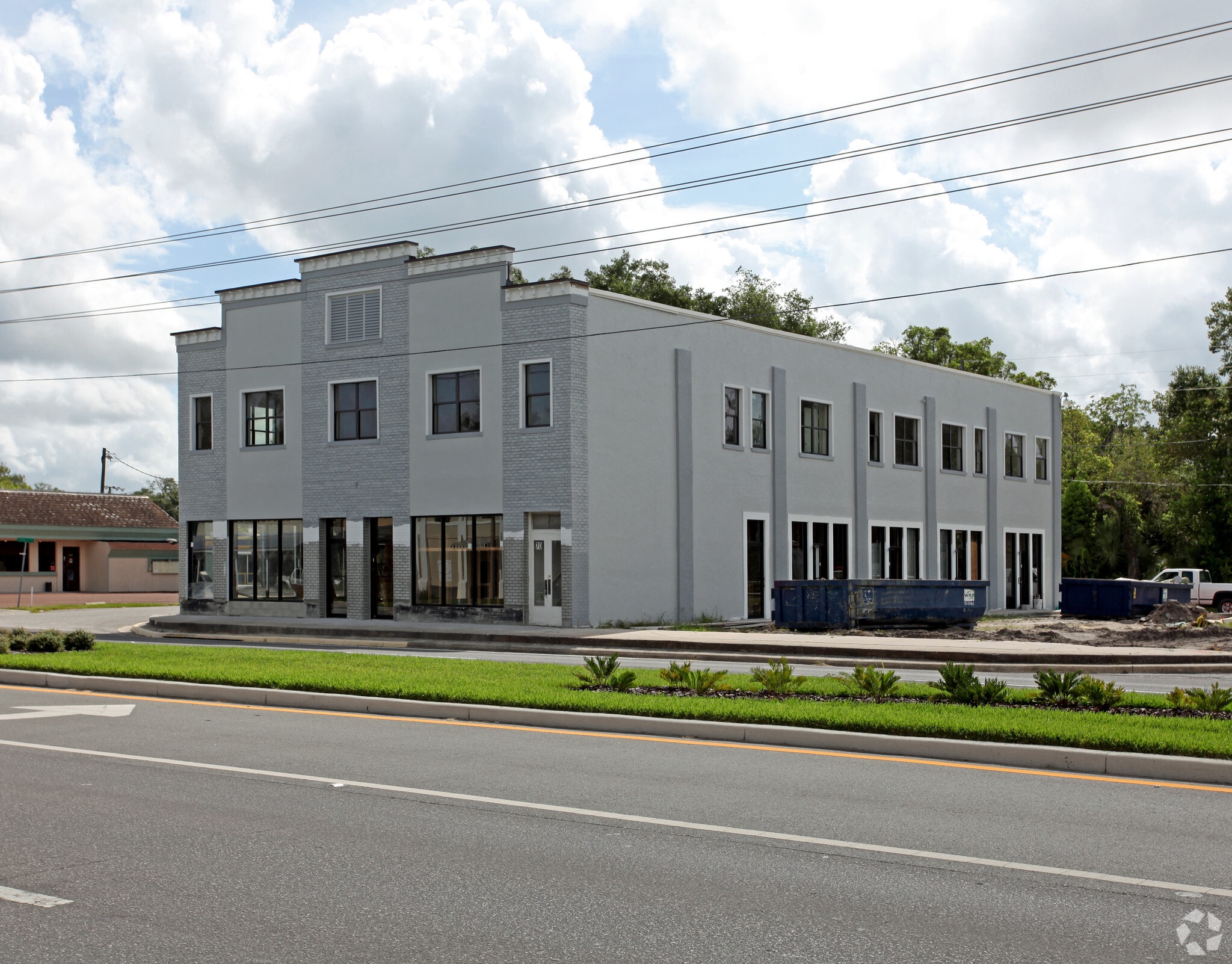 80 N Central Ave, Umatilla, FL à vendre Photo principale– Image 1 sur 14