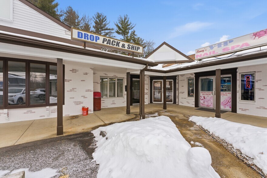 45-65 Southwick Rd, Westfield, MA à louer - Photo de l’immeuble – Image 2 sur 26