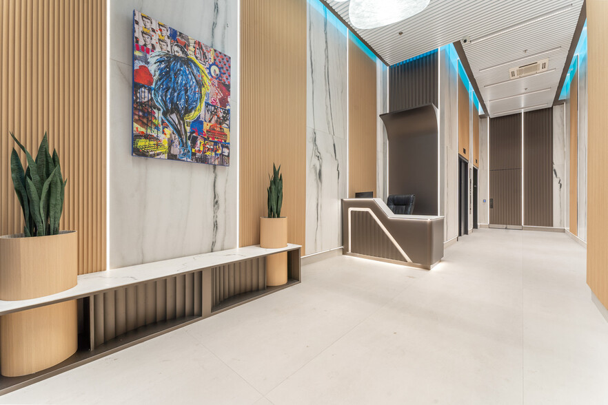 8-10 W 37th St, New York, NY à louer - Photo de l’immeuble – Image 3 sur 4