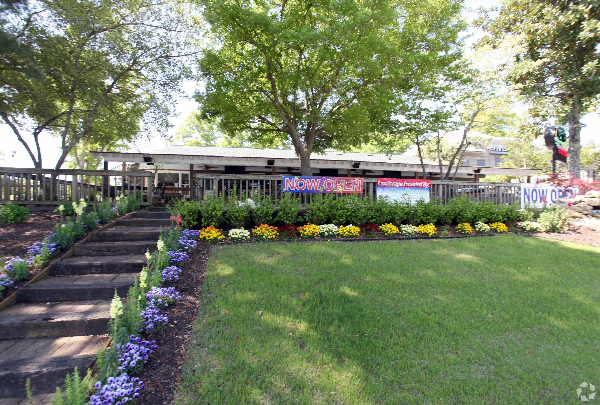 2012 Eastwood Rd, Wilmington, NC à louer Photo principale– Image 1 sur 6