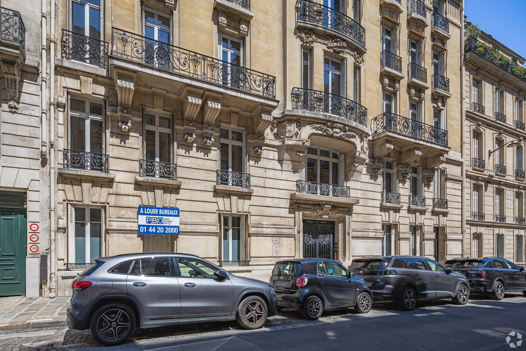 42 Rue De Lisbonne, Paris à louer Photo principale– Image 1 sur 8