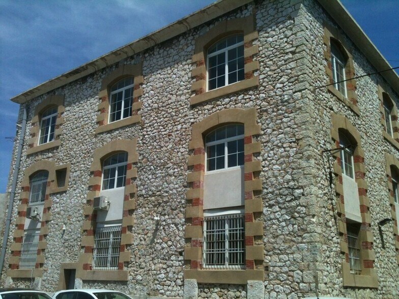 Bureau dans Marseille à louer - Photo de l’immeuble – Image 3 sur 17