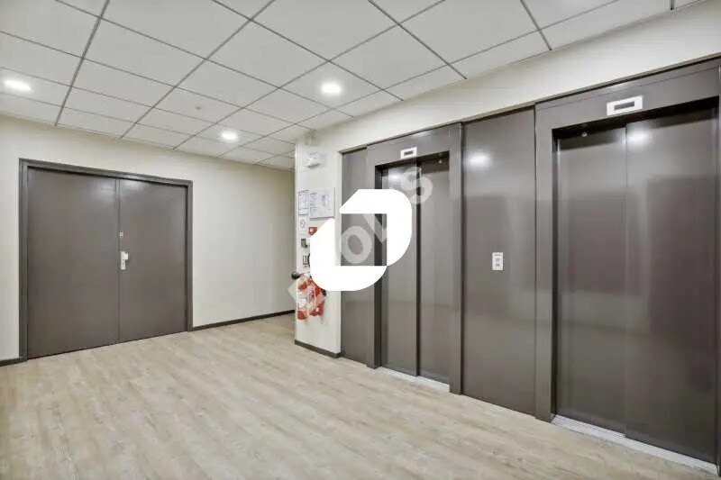 Bureau dans Bagnolet à louer - Hall d’entrée – Image 3 sur 6