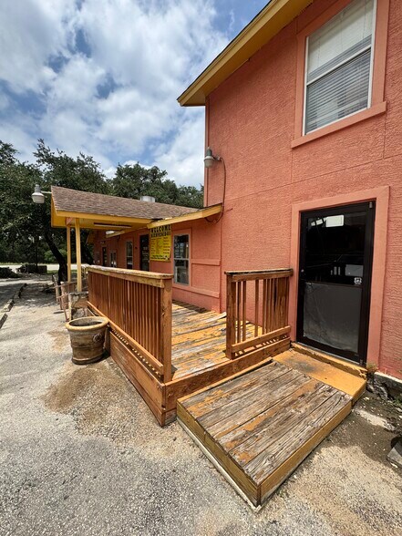 916 E Borgfeld Dr, San Antonio, TX à vendre - Photo de l’immeuble – Image 3 sur 11