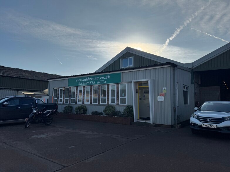 2-4 Marsh Green North Rd, Exeter à louer - Photo de l’immeuble – Image 2 sur 5