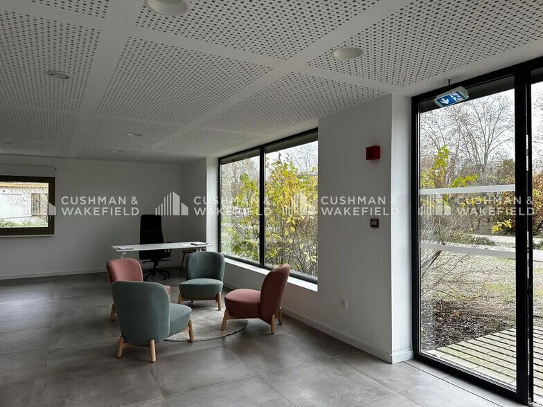 Bureau dans Strasbourg à vendre - Photo de l’immeuble – Image 3 sur 10
