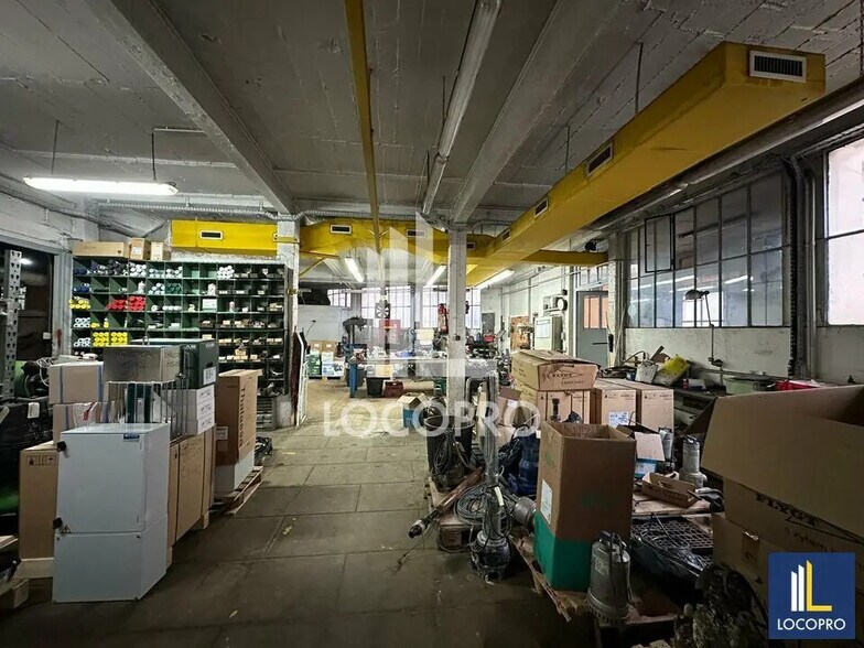 Local d'activités dans Cannes à vendre - Photo de l’immeuble – Image 2 sur 12