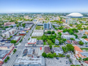 999 W Flagler St, Miami, FL à louer Photo intérieure– Image 1 sur 1