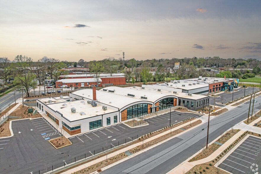 800 Gesco St, Charlotte, NC à louer - Aérien – Image 2 sur 5