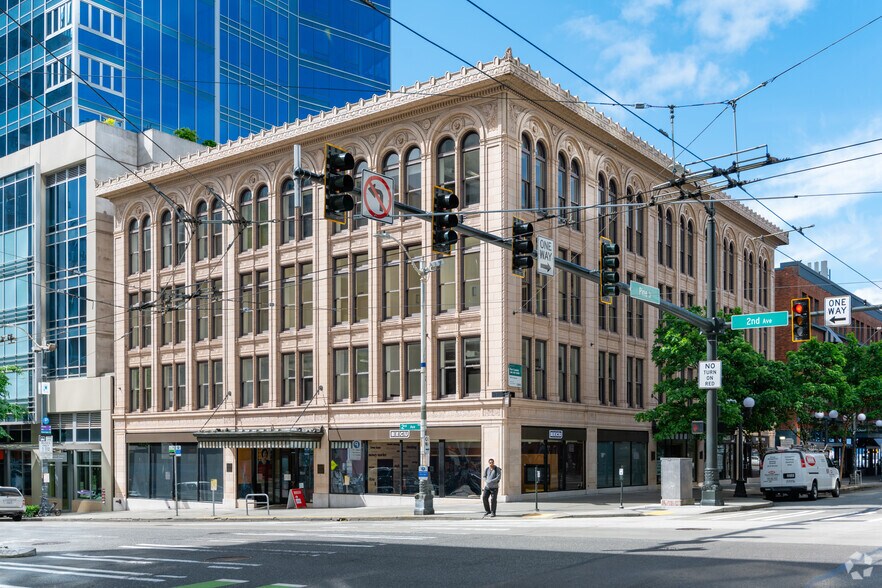 117-119 Pine St, Seattle, WA à louer - Photo principale – Image 1 sur 6