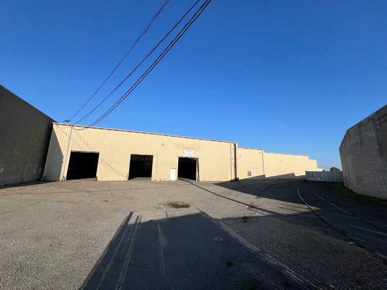 1250 Van Dyke Ave, San Francisco, CA à louer - Photo de l’immeuble – Image 2 sur 12