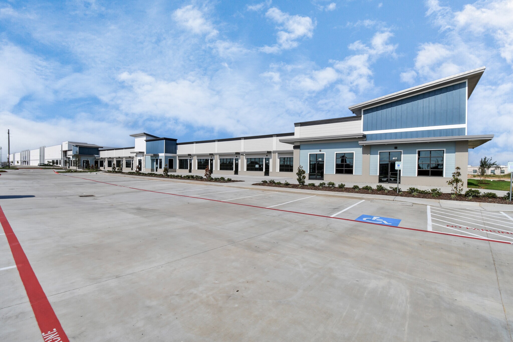 30625 Kingsland Blvd, Brookshire, TX à louer Photo de l’immeuble– Image 1 sur 37