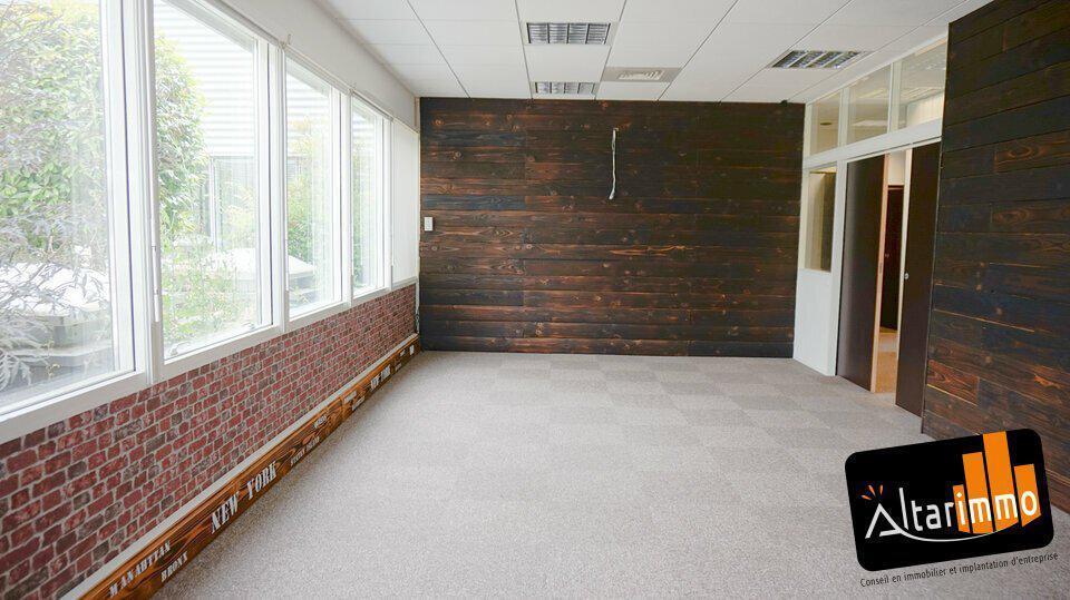 Bureau dans Chartres à louer - Photo de l’immeuble – Image 1 sur 5