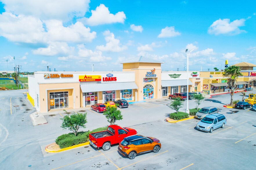3513 N Closner Blvd, Edinburg, TX à louer - Photo principale – Image 1 sur 6