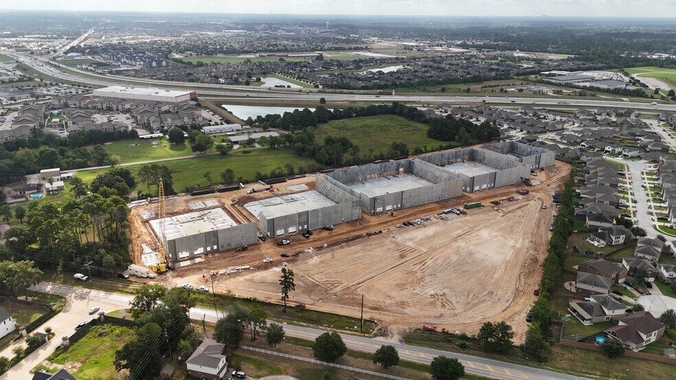 7901 Spring Stuebner Rd, Spring, TX à vendre - Photo de la construction – Image 2 sur 4