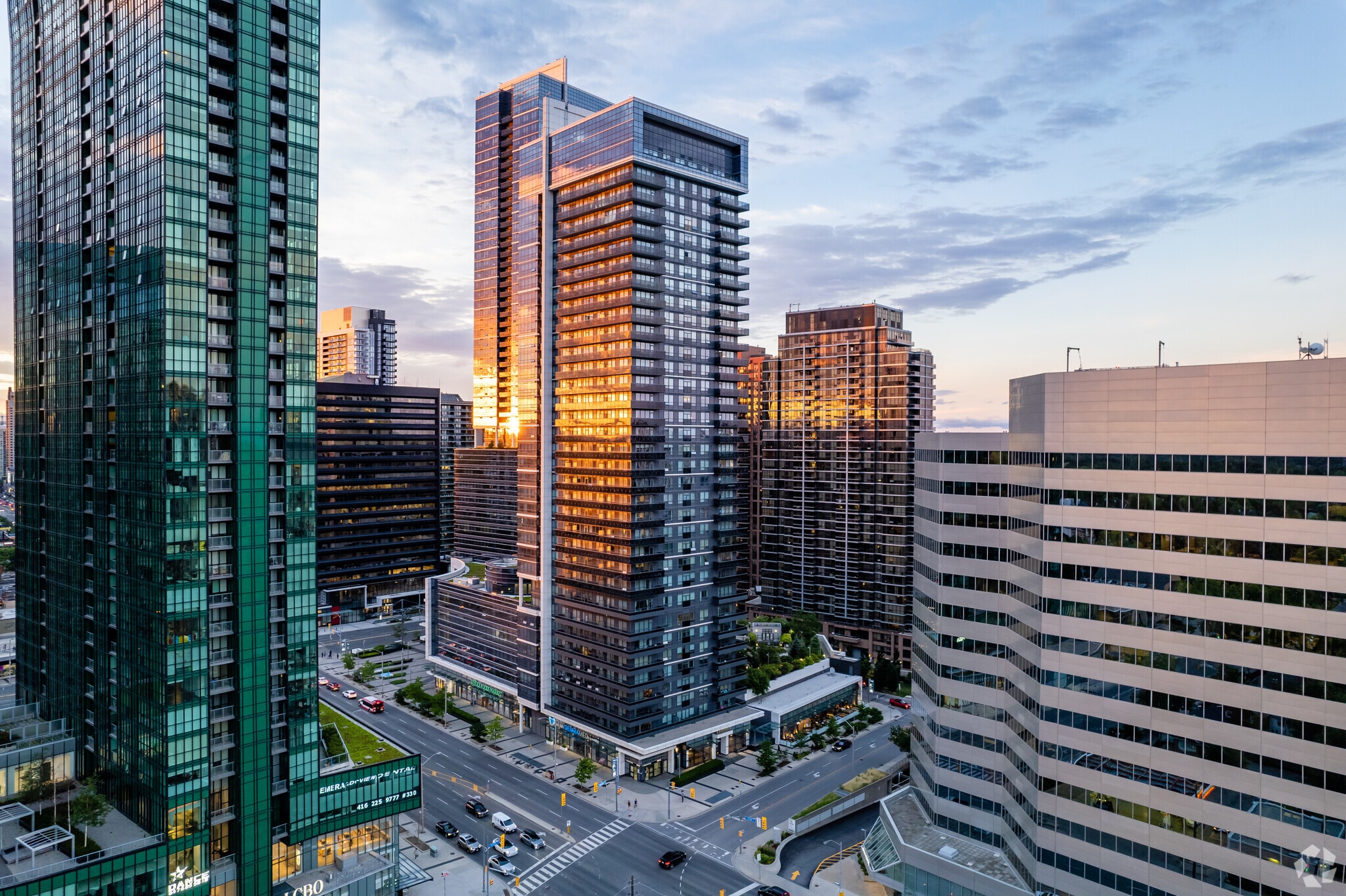 4789 Yonge St, Toronto, ON à vendre Photo principale– Image 1 sur 13