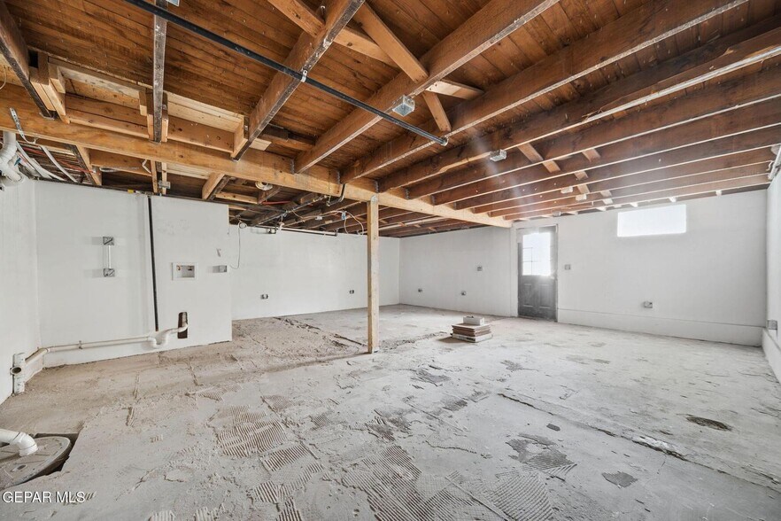 211 S Piedras, El Paso, TX à vendre - Photo de l’immeuble – Image 3 sur 8
