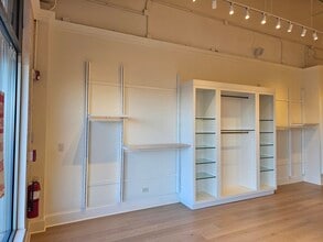 720 Waukegan Rd, Deerfield, IL à louer Photo intérieure– Image 2 sur 24