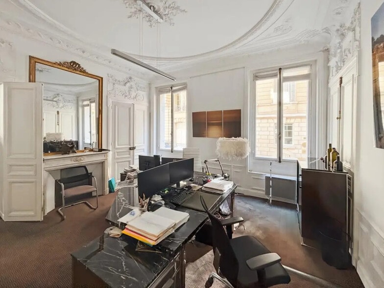 Bureau dans Paris à louer - Photo de l’immeuble – Image 3 sur 8