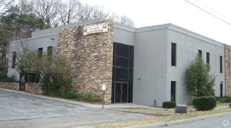 3902-3904 Franklin Rd, Roanoke, VA à louer - Photo de l’immeuble – Image 2 sur 8