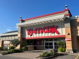 Plus de détails pour 123 Grey St, East Aurora, NY - Local commercial à louer
