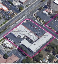 1452-1496 Los Angeles/190, Simi Valley, CA à louer Photo intérieure– Image 1 sur 5