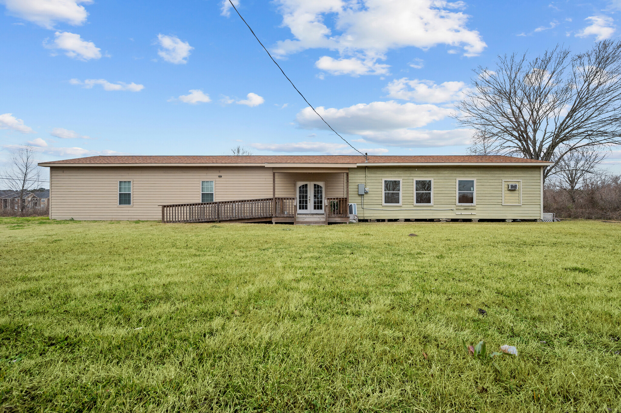 1208 W Clayton St, Dayton, TX à vendre Photo principale– Image 1 sur 34