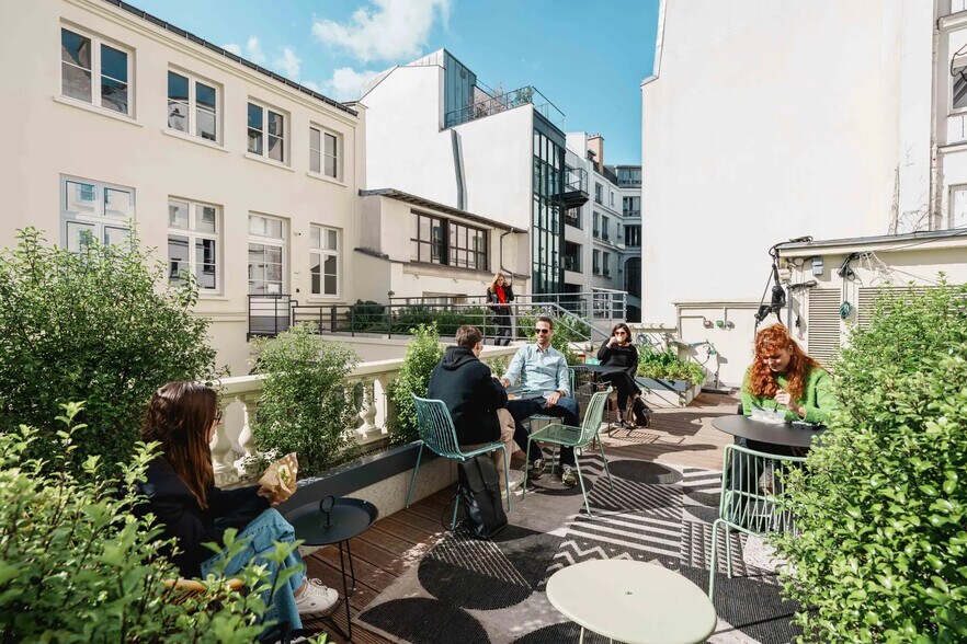 18 Rue De Calais, Paris à louer - Photo de l’immeuble – Image 1 sur 7