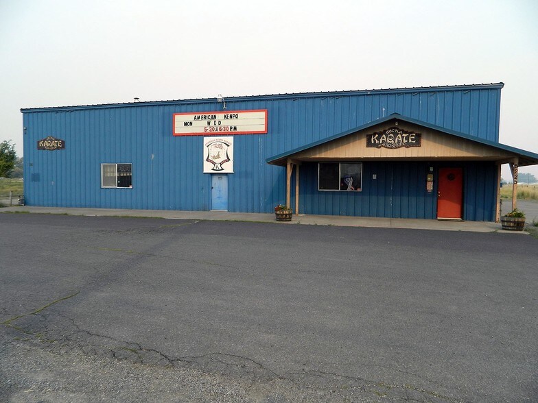 5225 Washburn Way, Klamath Falls, OR à vendre - Photo de l’immeuble – Image 2 sur 15