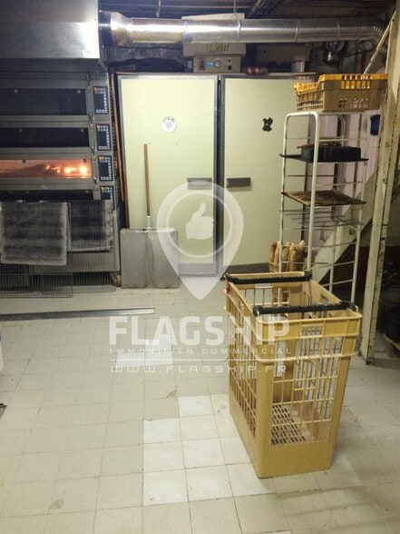 Local commercial dans Paris à louer - Photo intérieure – Image 3 sur 6