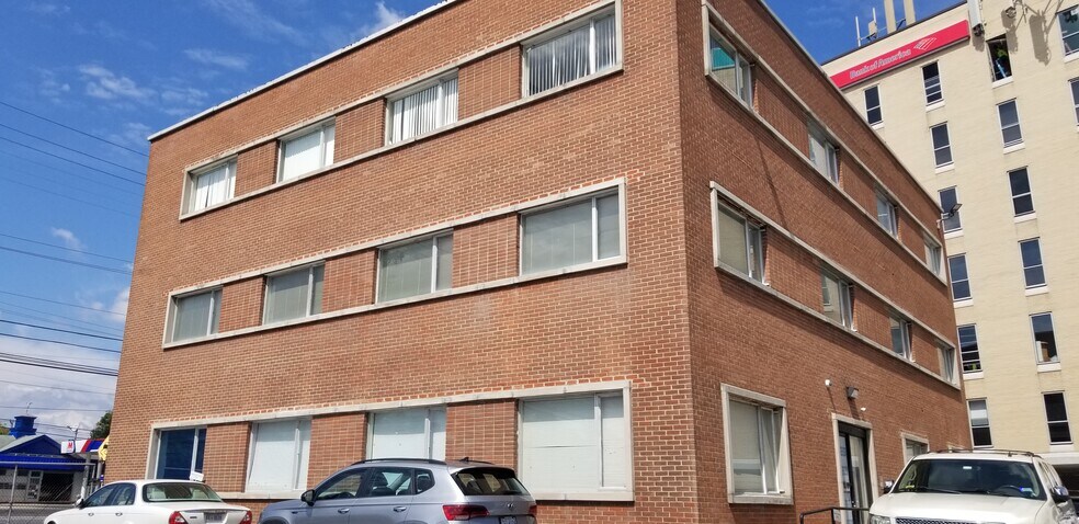 6401 New Hampshire Ave, Hyattsville, MD à louer - Photo de l’immeuble – Image 2 sur 6