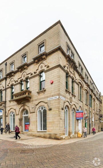11-13 Ramsden St, Huddersfield à louer - Photo de l’immeuble – Image 3 sur 4