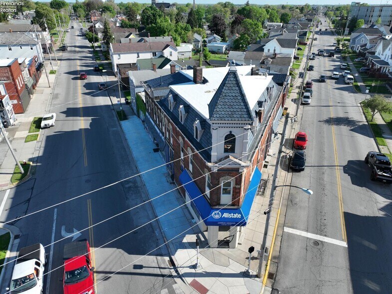 801 Hayes Ave, Sandusky, OH à vendre - Photo de l’immeuble – Image 2 sur 19