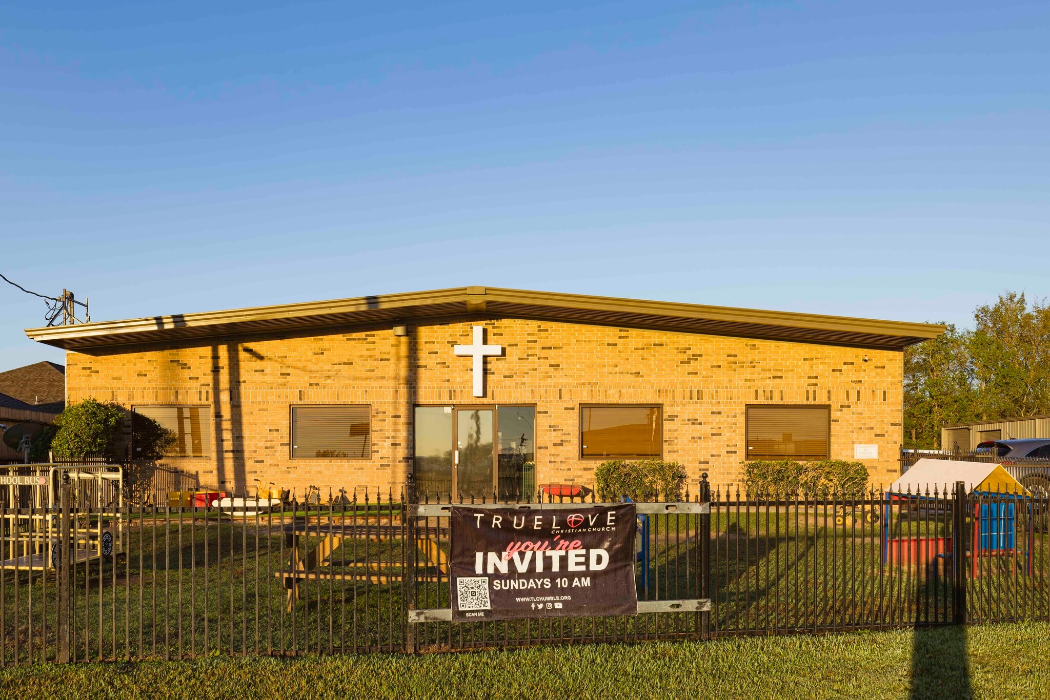 38-40 Wilson Rd, Humble, TX à louer Photo de l’immeuble– Image 1 sur 2
